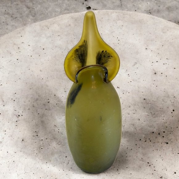 Hand Blown Tall Frosted Green Satin Glass Flower Vase Cala Lily Shape *read* - Picture 1 of 9